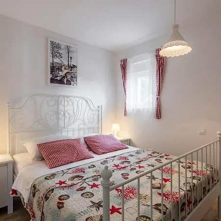 Apartment Fortica Celina